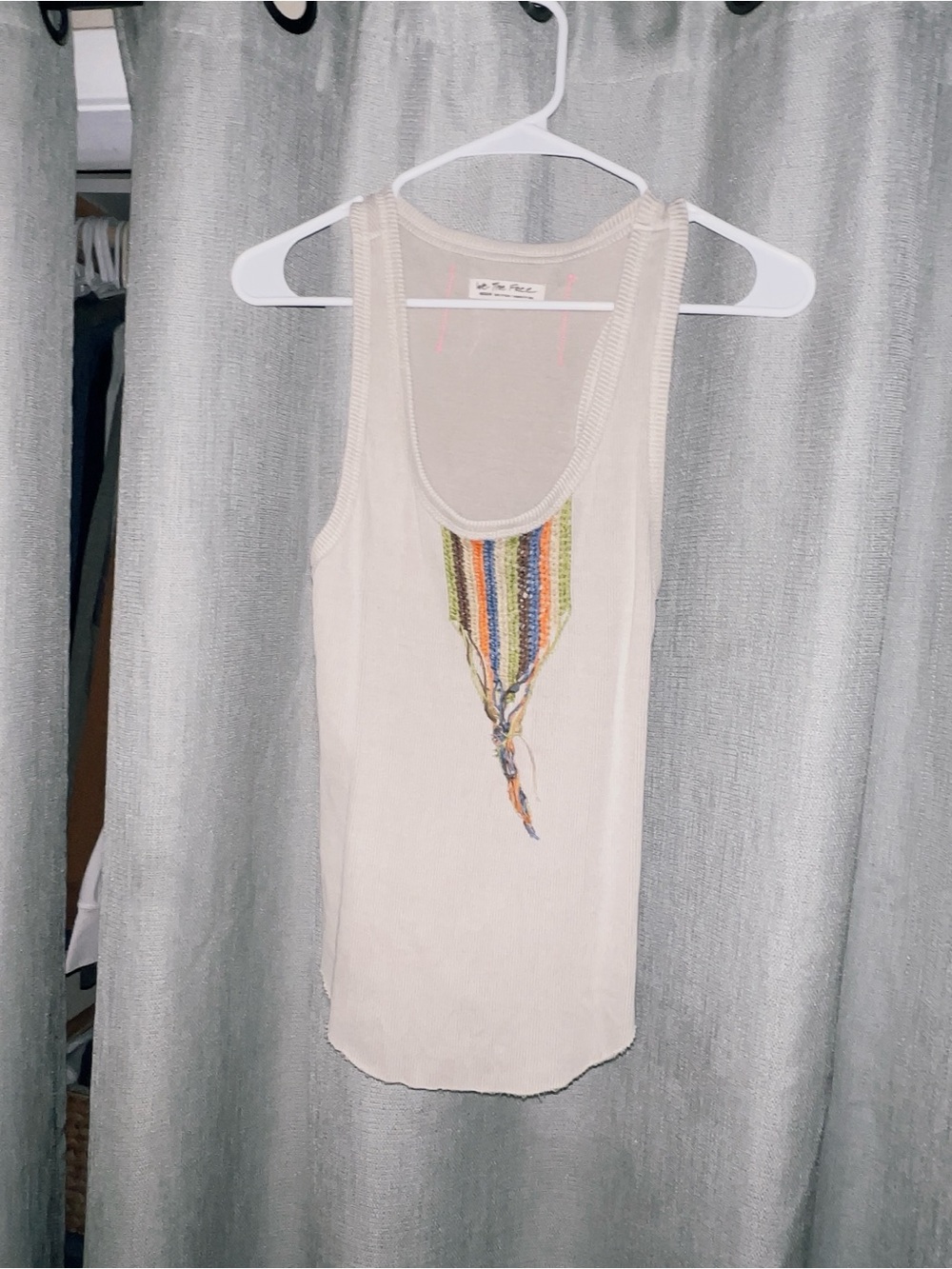 We the free excellent y2k tank top with fringe front design! Size medium